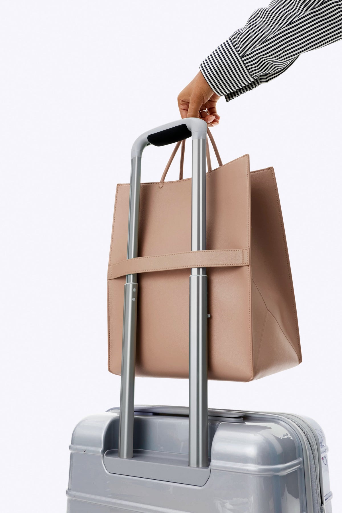 BÉIS x Chipotle The To Go Bag in Kraft Brown