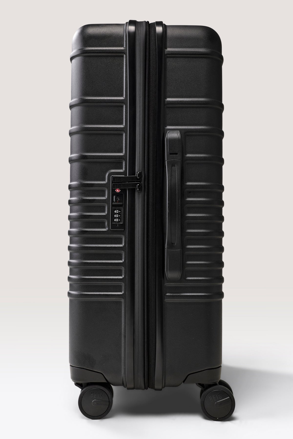 The Large Check-In Roller in Black
